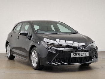 2022 - 1.8 VVT-i Hybrid Icon Tech 5dr CVT