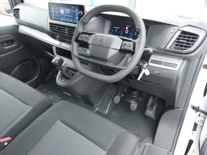 Used Citroen Dispatch 2024 for sale - 76475557: Photo 2