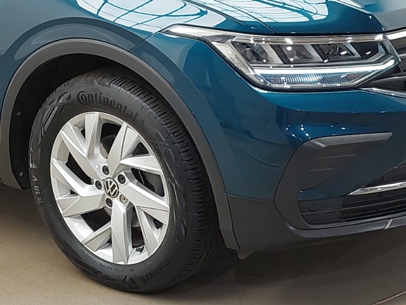 Used Volkswagen Tiguan 2023 for sale - 77324921: Photo 9