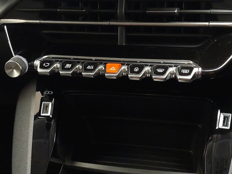 Used Peugeot 2008 2022 for sale - 76970469: Photo 17