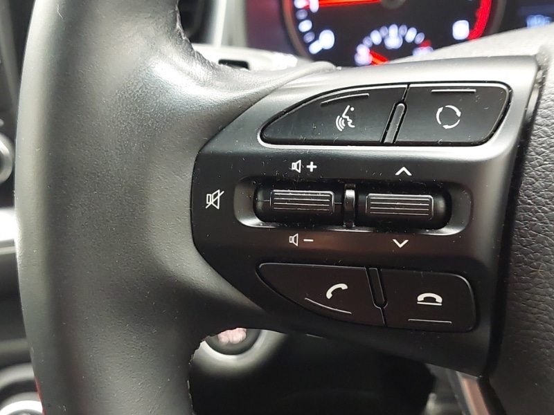 Used Kia Stonic 2020 for sale - 77531231: Photo 18