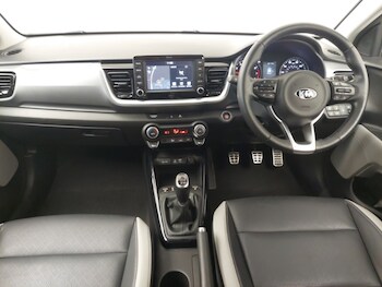 Used Kia Stonic 2020 for sale - 77531231: Photo