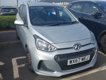 Used Hyundai i10 2017 for sale - 78498620: Photo