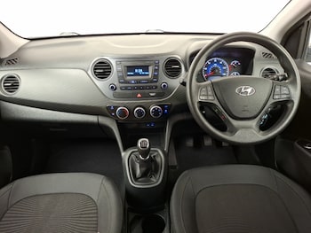 Used Hyundai i10 2017 for sale - 78498620: Photo