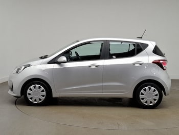 Used Hyundai i10 2017 for sale - 78498620: Photo