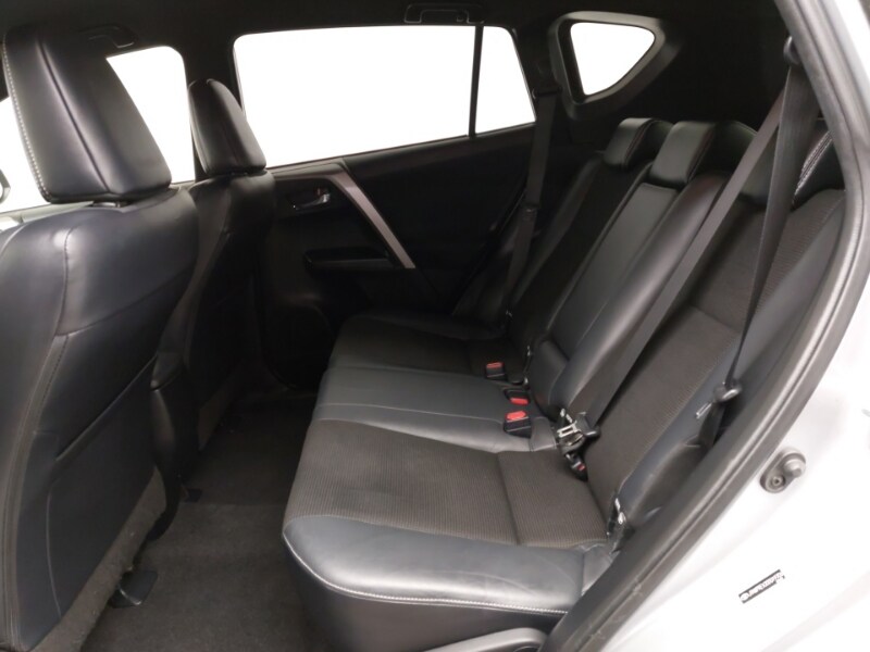 Used Toyota RAV4 2017 for sale - 78151589: Photo 6