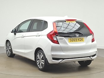Used Honda Jazz 2019 for sale - 79303019: Photo