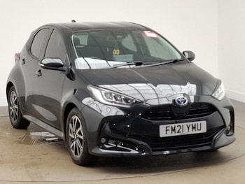 Used Toyota Yaris 2021 for sale - 77531315: Photo