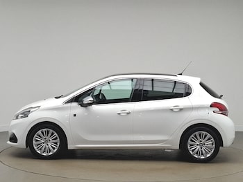 Used Peugeot 208 2019 for sale - 78634617: Photo