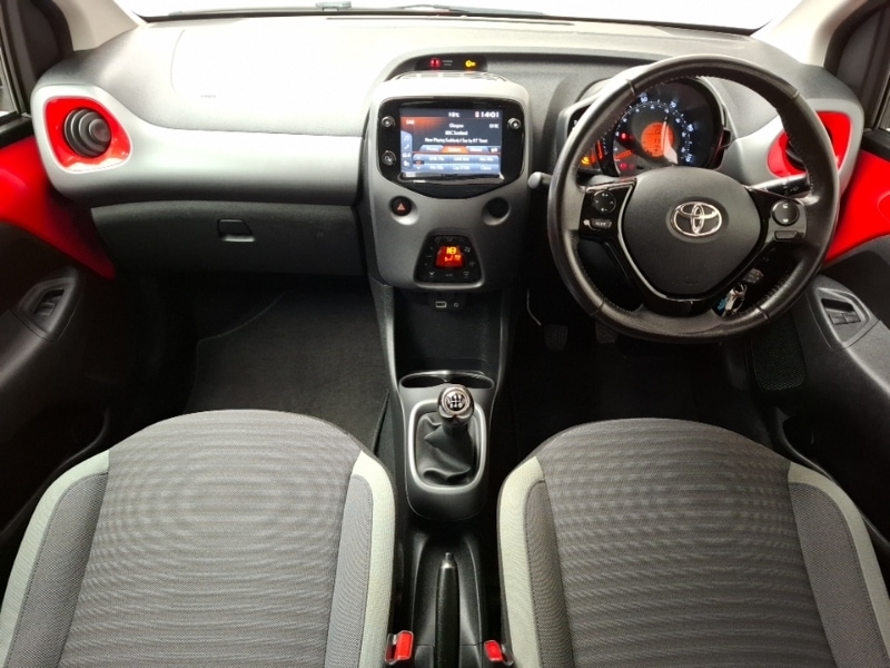 Used Toyota AYGO 2019 for sale - 76567246: Photo 2