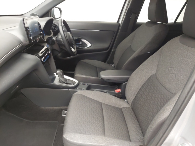 Used Toyota Yaris Cross 2022 for sale - 77126188: Photo 5