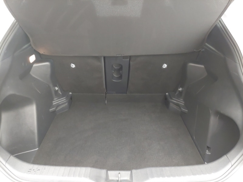 Used Toyota Yaris Cross 2022 for sale - 77126188: Photo 8