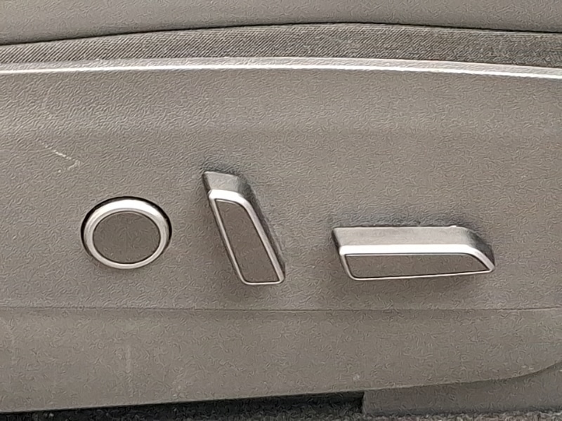 Used Tesla Model Y 2022 for sale - 77149938: Photo 16