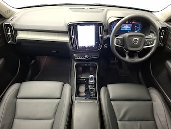 Used Volvo XC40 2024 for sale - 75921173: Photo