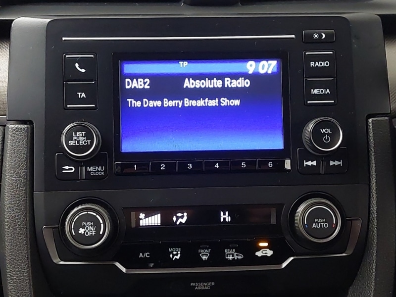 Used Honda Civic 2020 for sale - 77352802: Photo 10