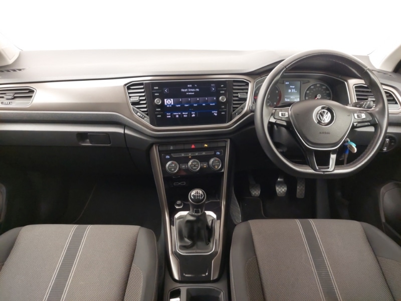 Used Volkswagen T-Roc 2019 for sale - 76208400: Photo 2