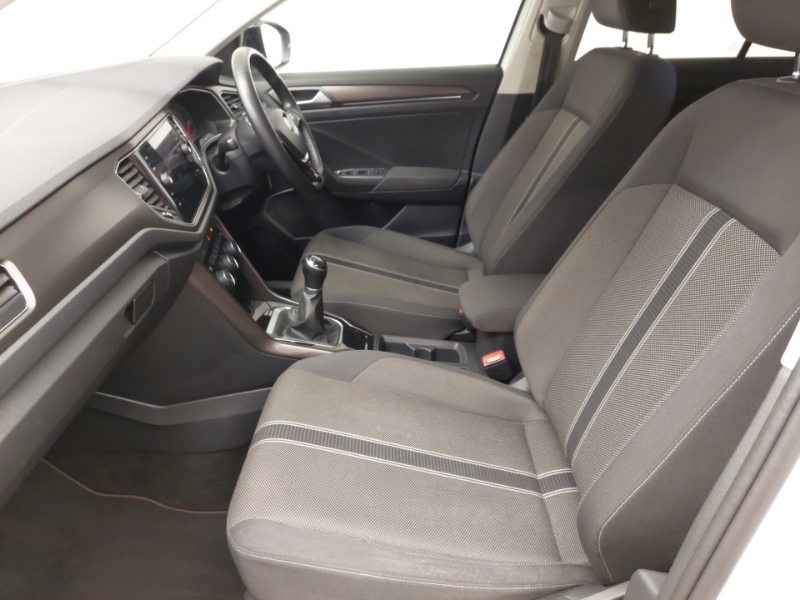 Used Volkswagen T-Roc 2019 for sale - 76208400: Photo 5