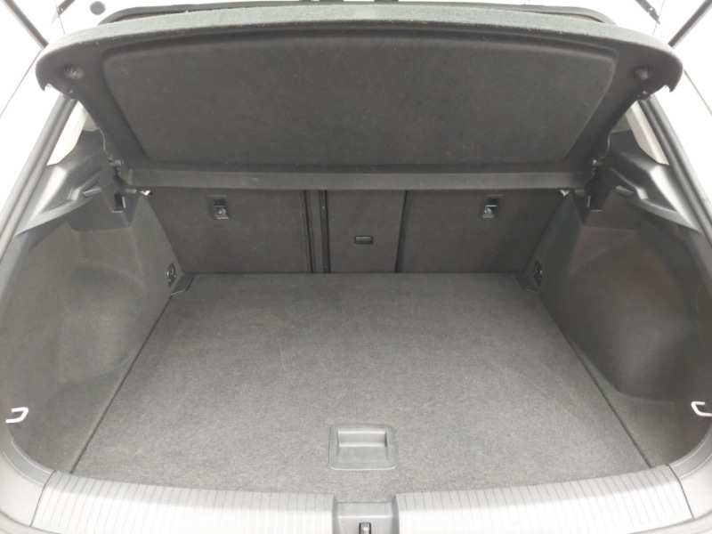 Used Volkswagen T-Roc 2019 for sale - 76208400: Photo 8