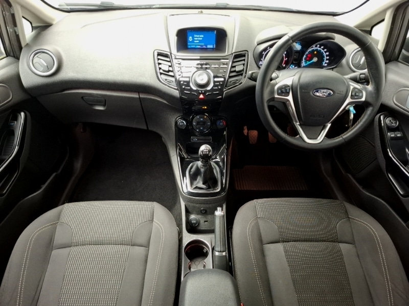 Used Ford Fiesta 2016 for sale - 76392878: Photo 2