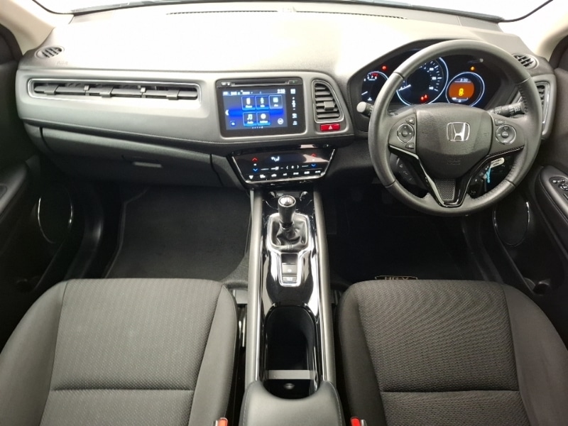 Used Honda HR-V 2018 for sale - 76567236: Photo 2