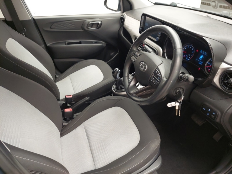 Used Hyundai i10 2021 for sale - 76940540: Photo 13