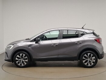Used Renault Captur 2024 for sale - 78735392: Photo