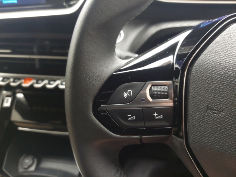 Used Peugeot 2008 2023 for sale - 76567233: Photo 16