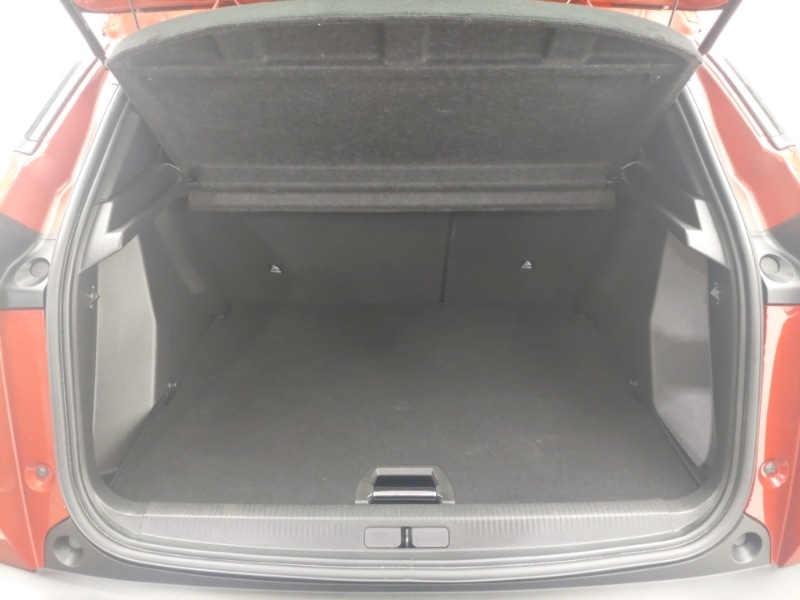 Used Peugeot 2008 2023 for sale - 76567233: Photo 8