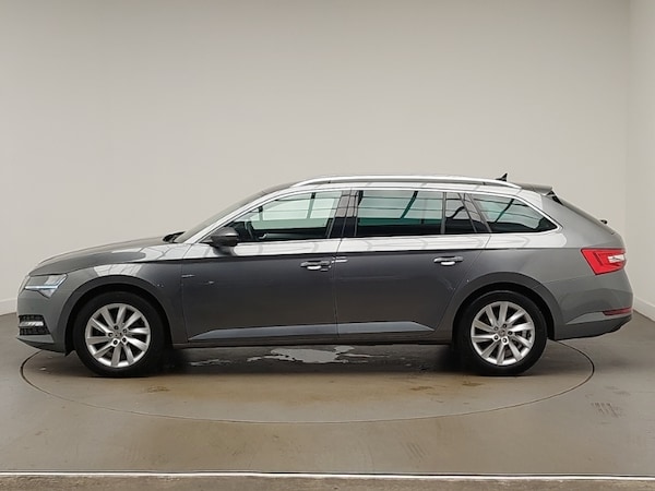 Used Skoda Superb 2023 for sale - 76187961: Photo 4