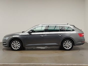 Used Skoda Superb 2023 for sale - 76187961: Photo 4