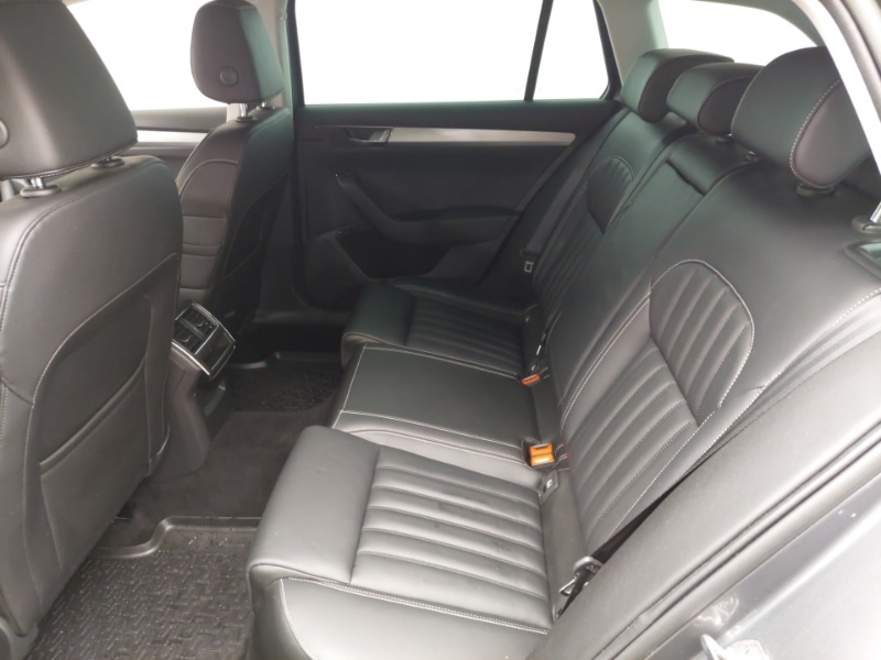 Used Skoda Superb 2023 for sale - 76187961: Photo 6