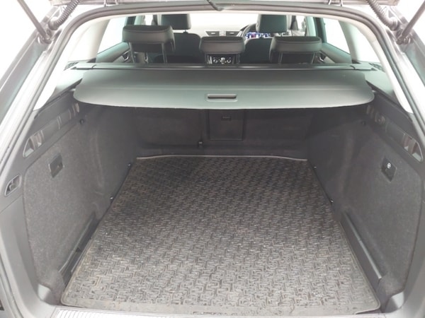 Used Skoda Superb 2023 for sale - 76187961: Photo 8