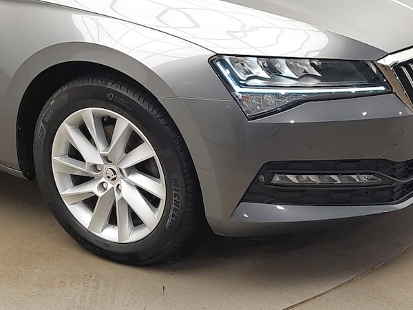 Used Skoda Superb 2023 for sale - 76187961: Photo 9