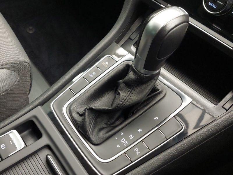 Used Volkswagen Golf 2018 for sale - 76083562: Photo 17
