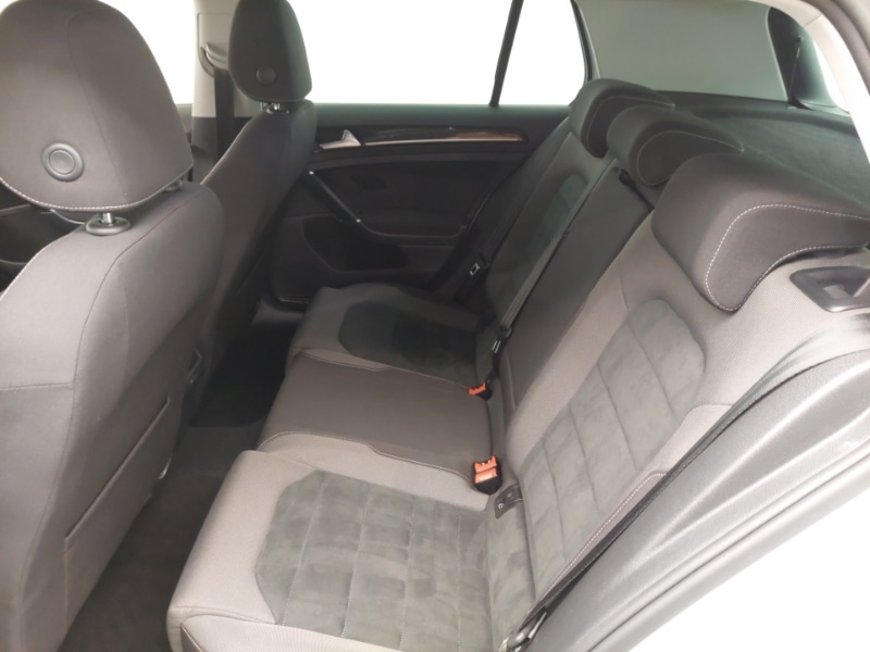 Used Volkswagen Golf 2018 for sale - 76083562: Photo 6