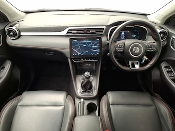 Used MG MG ZS 2022 for sale - 78560000: Photo