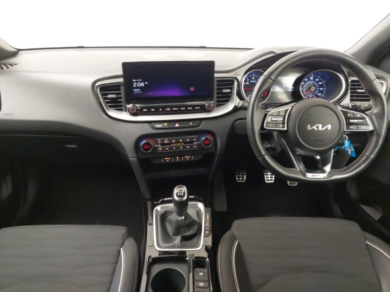 Used Kia Ceed 2023 for sale - 76951947: Photo 2