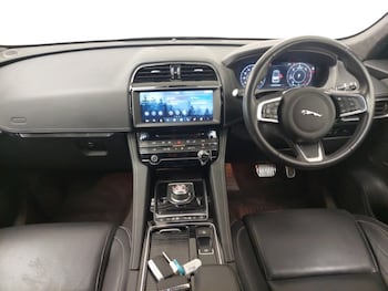 Used Jaguar F-Pace 2019 for sale - 77717161: Photo