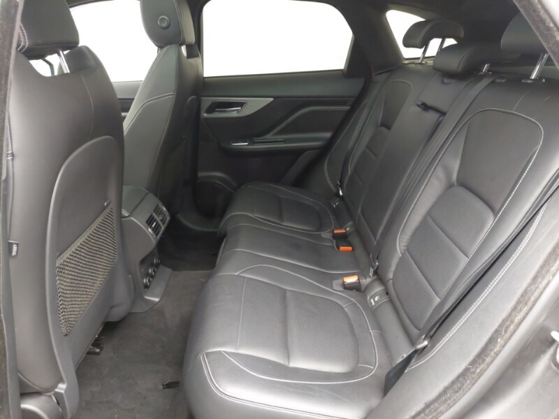 Used Jaguar F-Pace 2019 for sale - 77717161: Photo 6