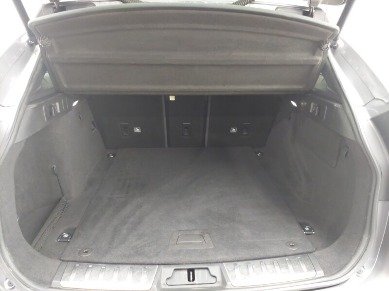 Used Jaguar F-Pace 2019 for sale - 77717161: Photo 8