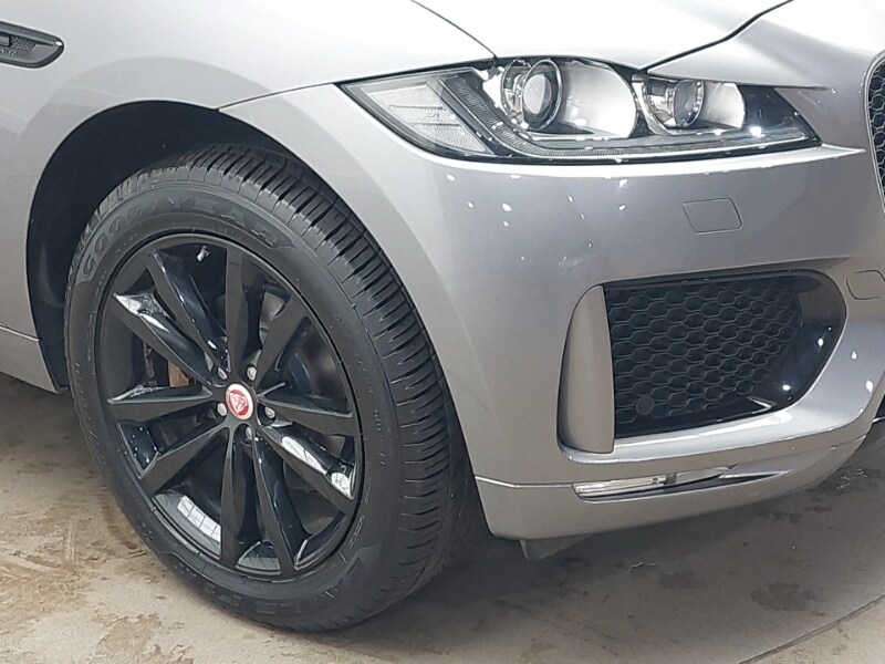 Used Jaguar F-Pace 2019 for sale - 77717161: Photo 9