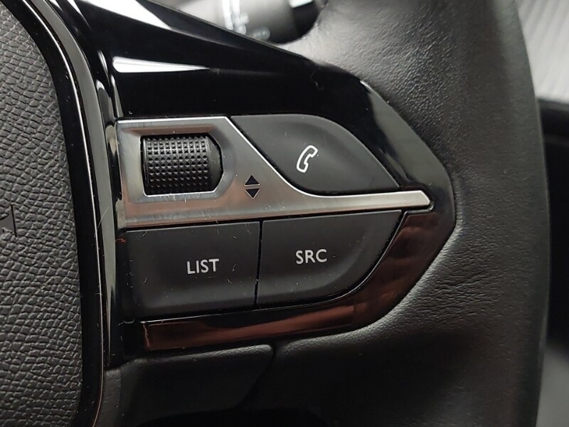 Used Peugeot 2008 2022 for sale - 77663907: Photo 19