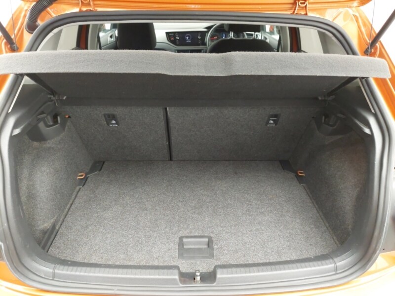 Used Volkswagen Polo 2018 for sale - 77273245: Photo 8