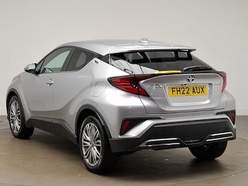 Used Toyota C-HR 2022 for sale - 77651882: Photo