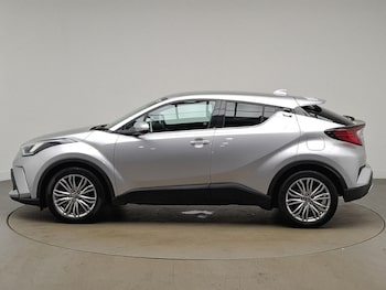 Used Toyota C-HR 2022 for sale - 77651882: Photo