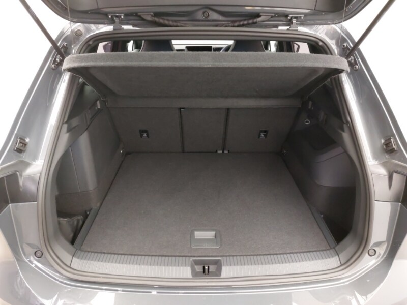 Used Volkswagen Tiguan 2024 for sale - 77623858: Photo 8