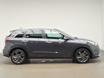 Used Kia Niro 2018 for sale - 77651881: Photo