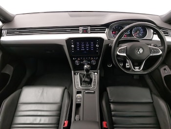 Used Volkswagen Passat 2020 for sale - 78727901: Photo
