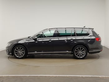 Used Volkswagen Passat 2020 for sale - 78727901: Photo