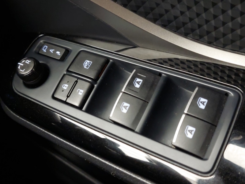 Used Toyota C-HR 2019 for sale - 78202721: Photo 17